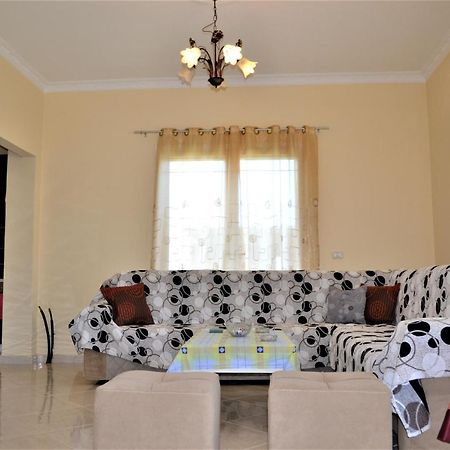Villa Iremia Family Holidays วญอเรอ ภายนอก รูปภาพ